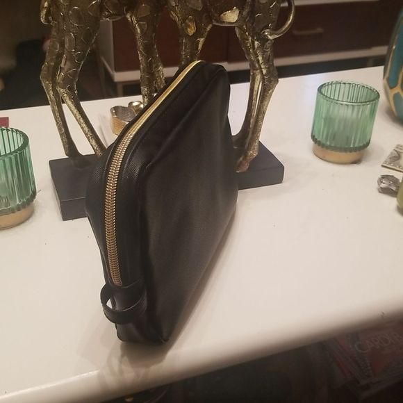 Tarte Cosmetics Toiletries Bag 9" X 6" Black Stefano Leather Look EUC! - Picture 5 of 9